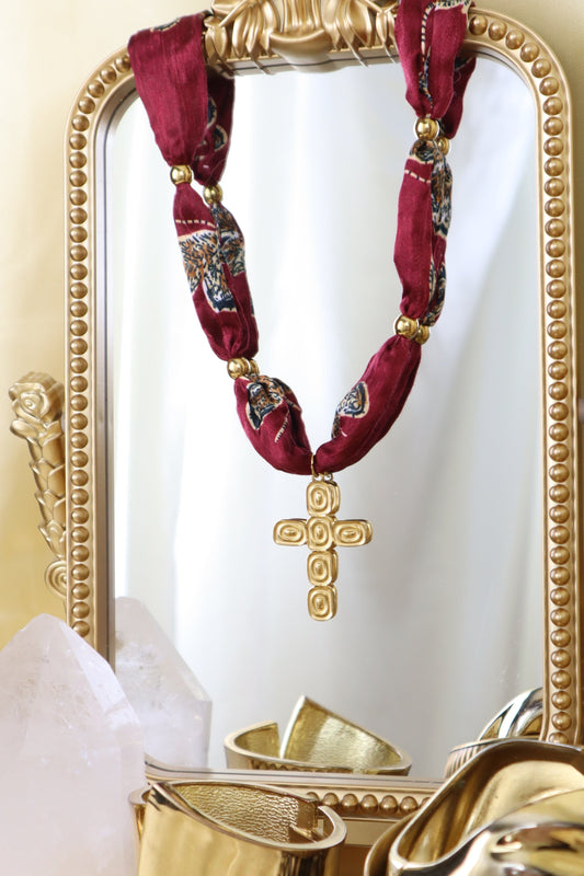 Cross Choker