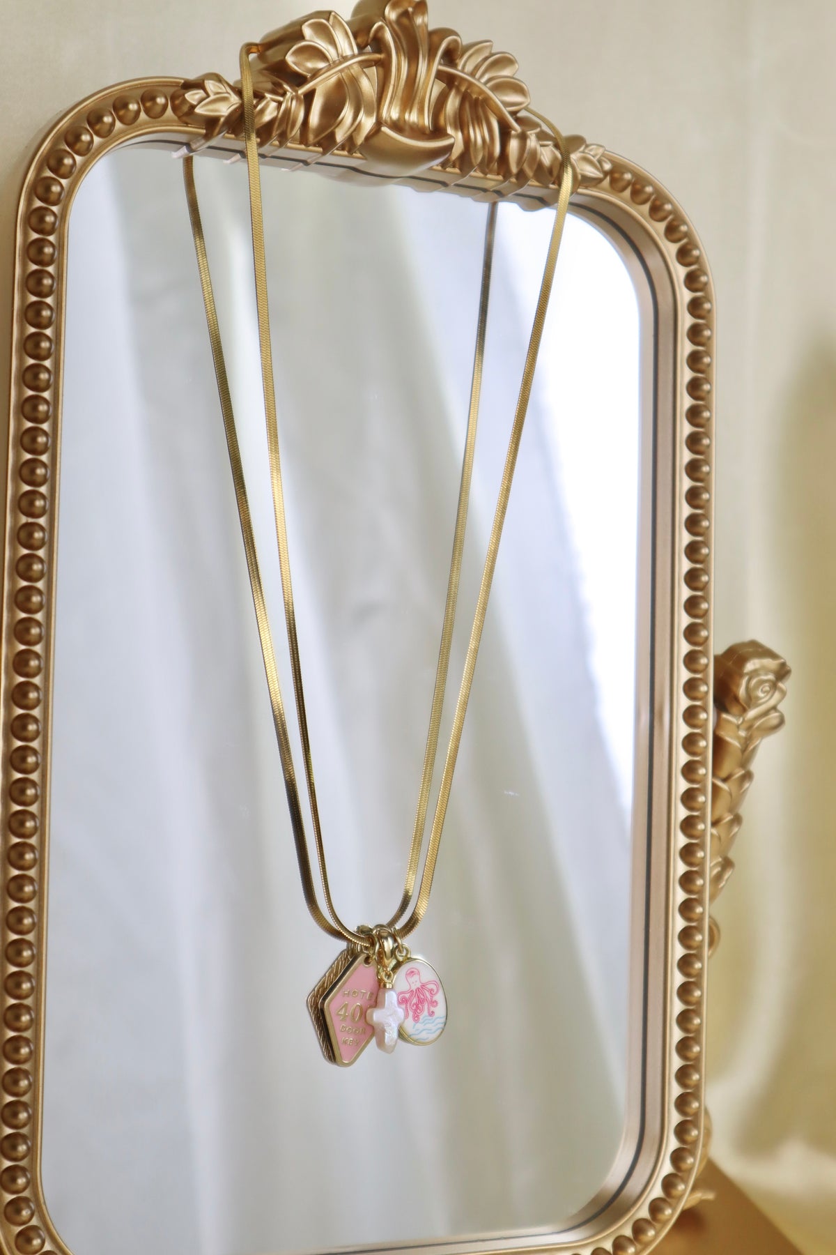 Triple Sea Charm (Pink)